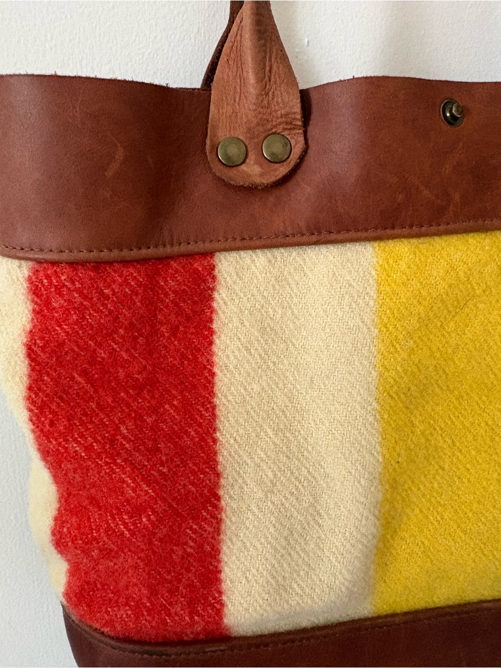 1970s Hudson Bay Stripe & Leather Tote Bag in Red, Yellow, Blue - One of a Kind - Picture 2 of 8